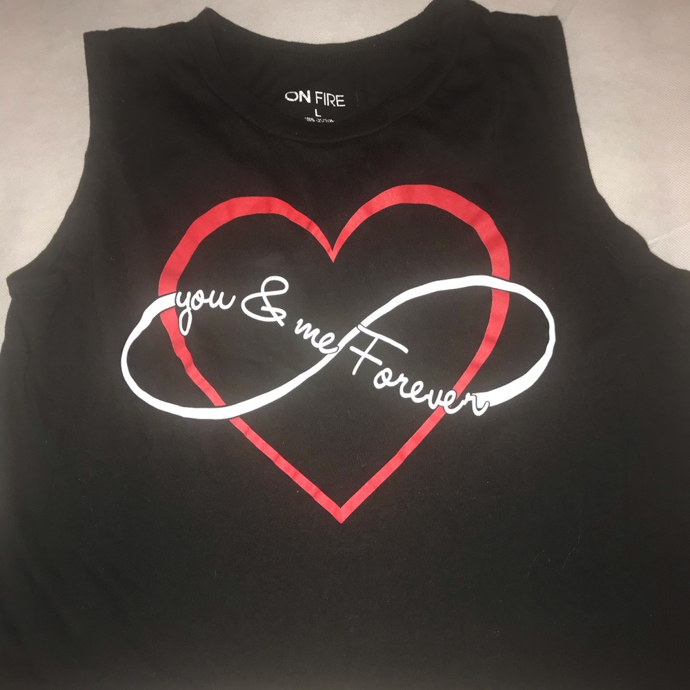 ♥️🎊HOST PIC🎉❤️Black Preloved You and Me Forever Tee